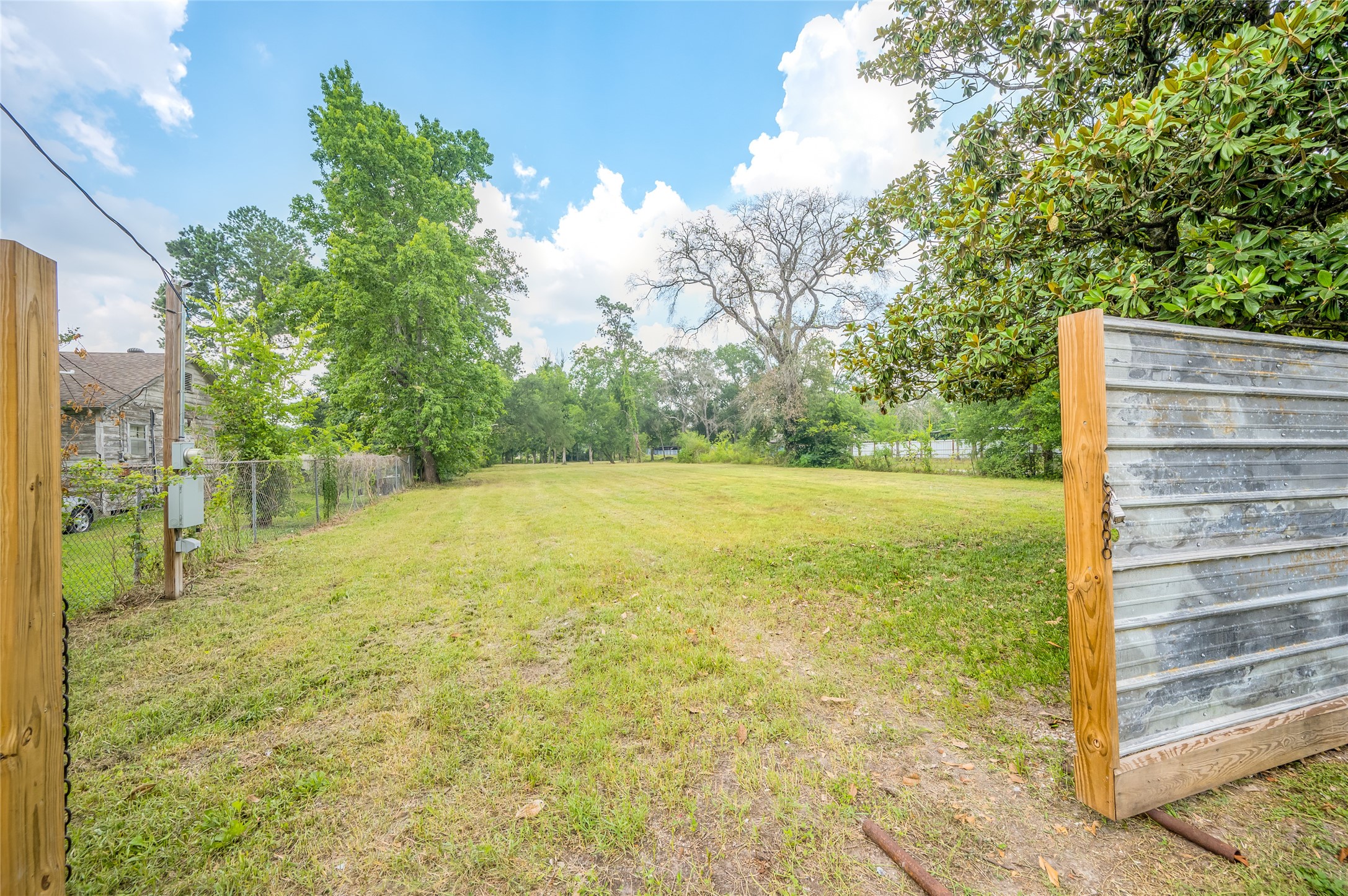 1702 De Soto Street Houston TX 77091
