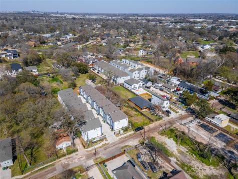 5922 Knox Street Houston TX 77091