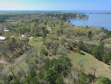 120 Island Drive Livingston TX 77351