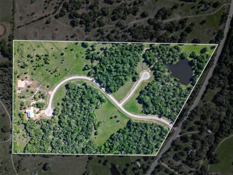 109 Woodland Meadows Lane La Grange TX 78945