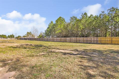 121 County Road 5122 Cleveland TX 77327