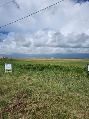 1619 Blue Water Highway Surfside Beach TX 77541