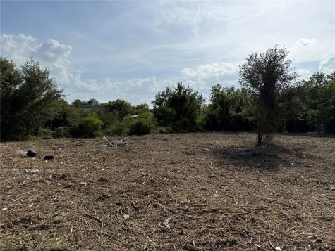 10th Near Avenue F1/2 San Leon TX 77539