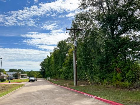 7045 State Highway 75 Huntsville TX 77340