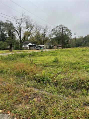 1110 N 13th Street Orange TX 77630