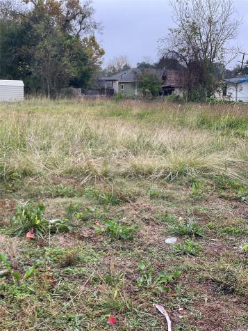 1110 N 13th Street Orange TX 77630