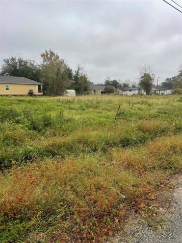 1110 N 13th Street Orange TX 77630