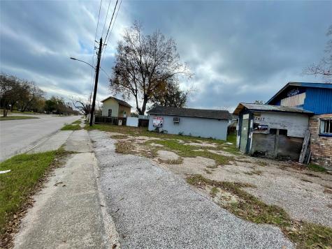 7413 W Montgomery Road Houston TX 77091