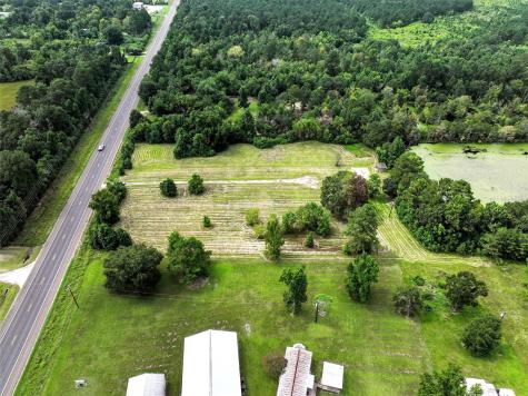 19375 Highway 321 Cleveland TX 77327