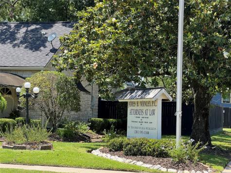 404 & 400 E Hanson Street Cleveland TX 77327