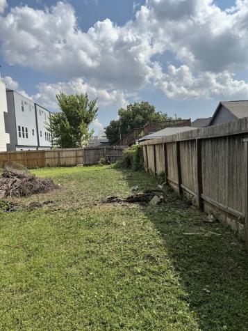 2213 Berry Street Houston TX 77004