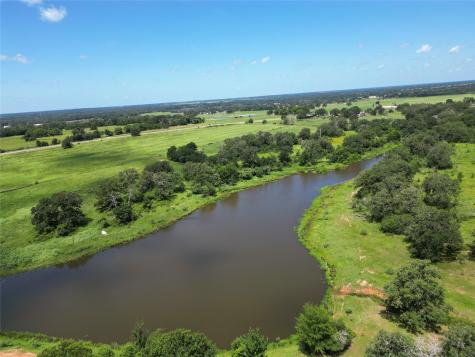 10271 Fm 111 Caldwell TX 77836