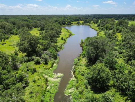 10271 Fm 111 Caldwell TX 77836