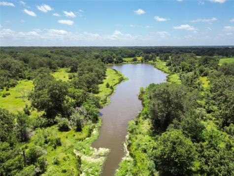 10271 Fm 111 Caldwell TX 77836