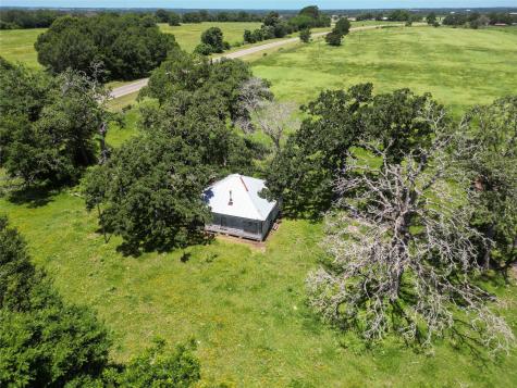10271 Fm 111 Caldwell TX 77836