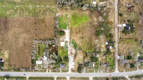1176 Fm 517 Road Alvin TX 77511