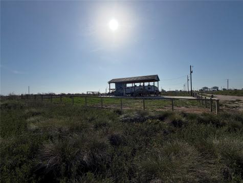 Lot 721 Mariner Sargent TX 77414