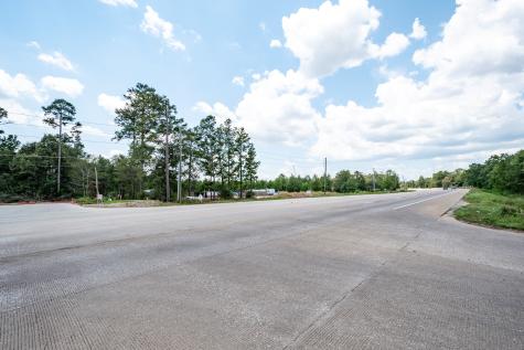 2947 N Loop 336 East Conroe TX 77301