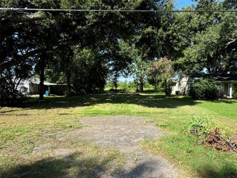 8729 Cloverdale Street Beaumont TX 77705