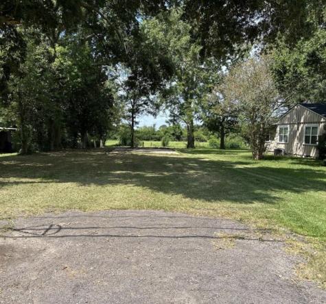 8729 Cloverdale Street Beaumont TX 77705