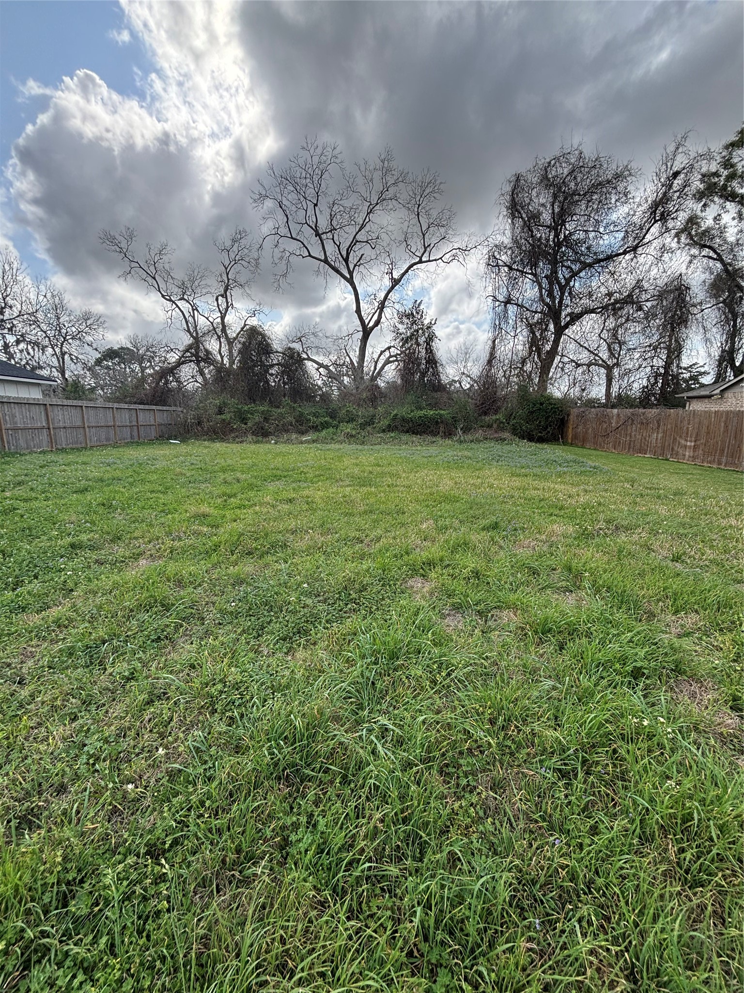 2510 Ridgewood Drive West Columbia TX 77486