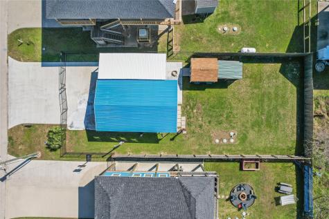 957 S Tinkle Lane Crystal Beach TX 77650
