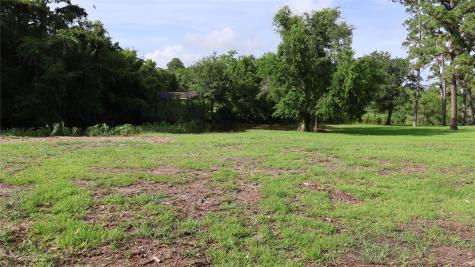 8 Bayou Bend Drive Baytown TX 77523