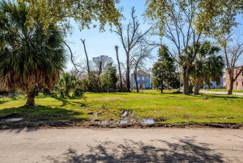 1212 Pinckney Street Street Houston TX 77009