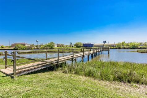 822 Cedar Road Clear Lake Shores TX 77565
