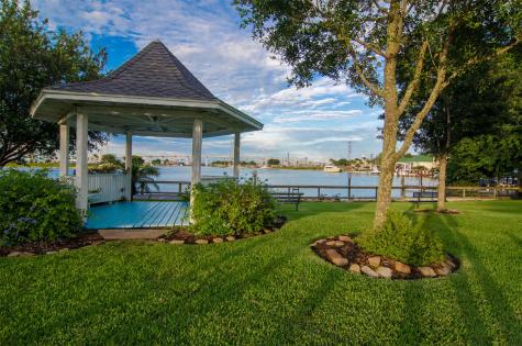 822 Cedar Road Clear Lake Shores TX 77565