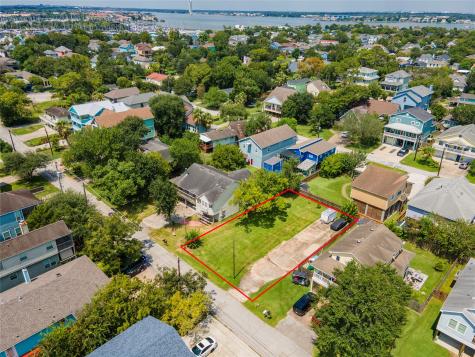 822 Cedar Road Clear Lake Shores TX 77565