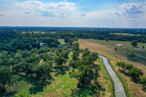 11861 County Road 160 Road Boling TX 77420