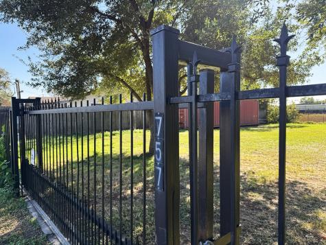 757 Lucky Street Houston TX 77088