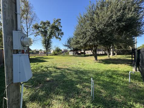 757 Lucky Street Houston TX 77088