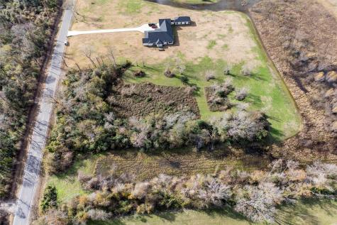 702 County Road 34 Angleton TX 77515