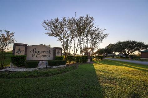 1002 Cross Timbers Drive Rosharon TX 77583