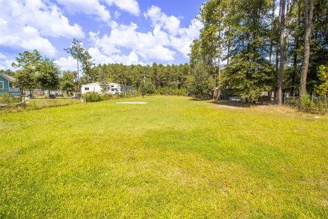 1317 County Road 5003 Cleveland TX 77327