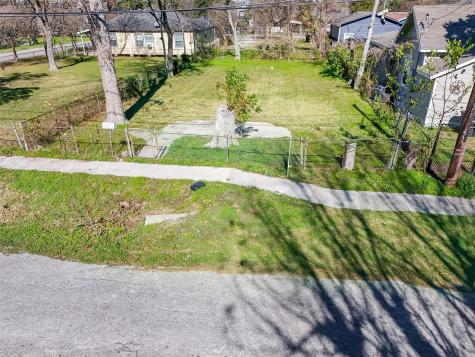 4607 Evella Street Houston TX 77026