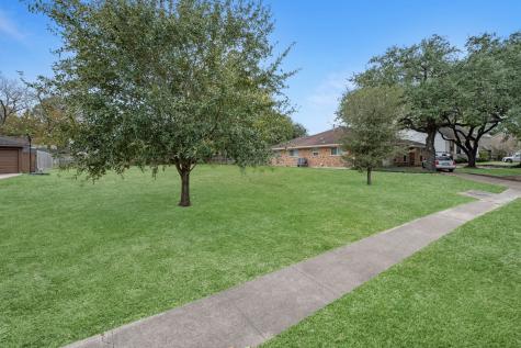 5715 S Braeswood Boulevard Houston TX 77096