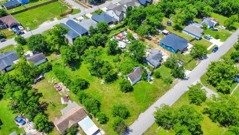 4312 Sunflower Street Houston TX 77051