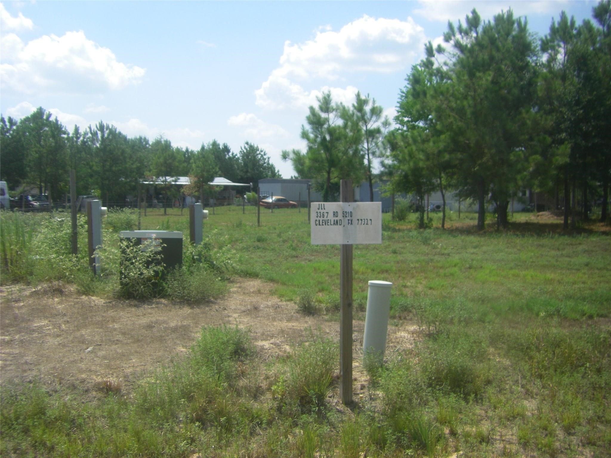 3667 Road 5210 Cleveland TX 77327