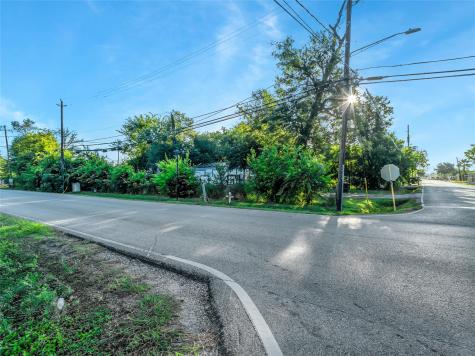 719 Manor Street Houston TX 77015