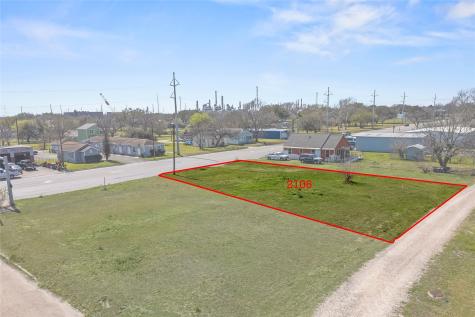 2106 Texas Avenue Texas City TX 77590
