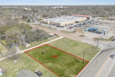 2106 Texas Avenue Texas City TX 77590