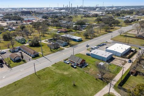2106 Texas Avenue Texas City TX 77590