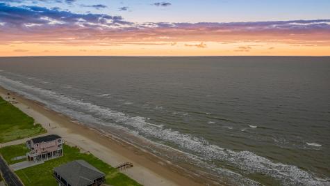 1117 Blue Water Drive Crystal Beach TX 77650