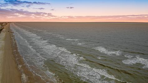1117 Blue Water Drive Crystal Beach TX 77650