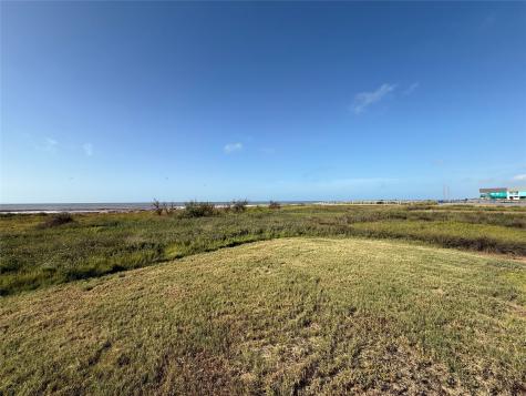 2234 Canal Drive Sargent TX 77414