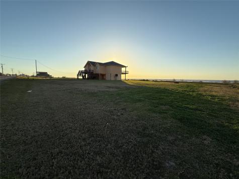 2234 Canal Drive Sargent TX 77414