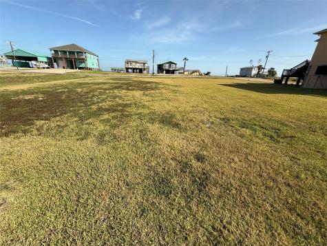 2234 Canal Drive Sargent TX 77414
